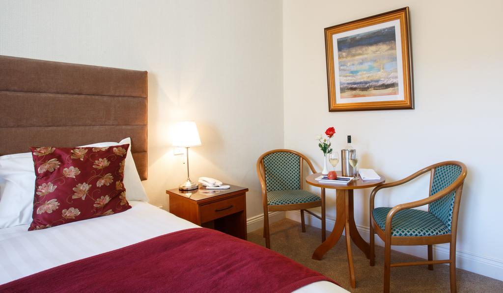 The Clonakilty Hotel Eksteriør billede